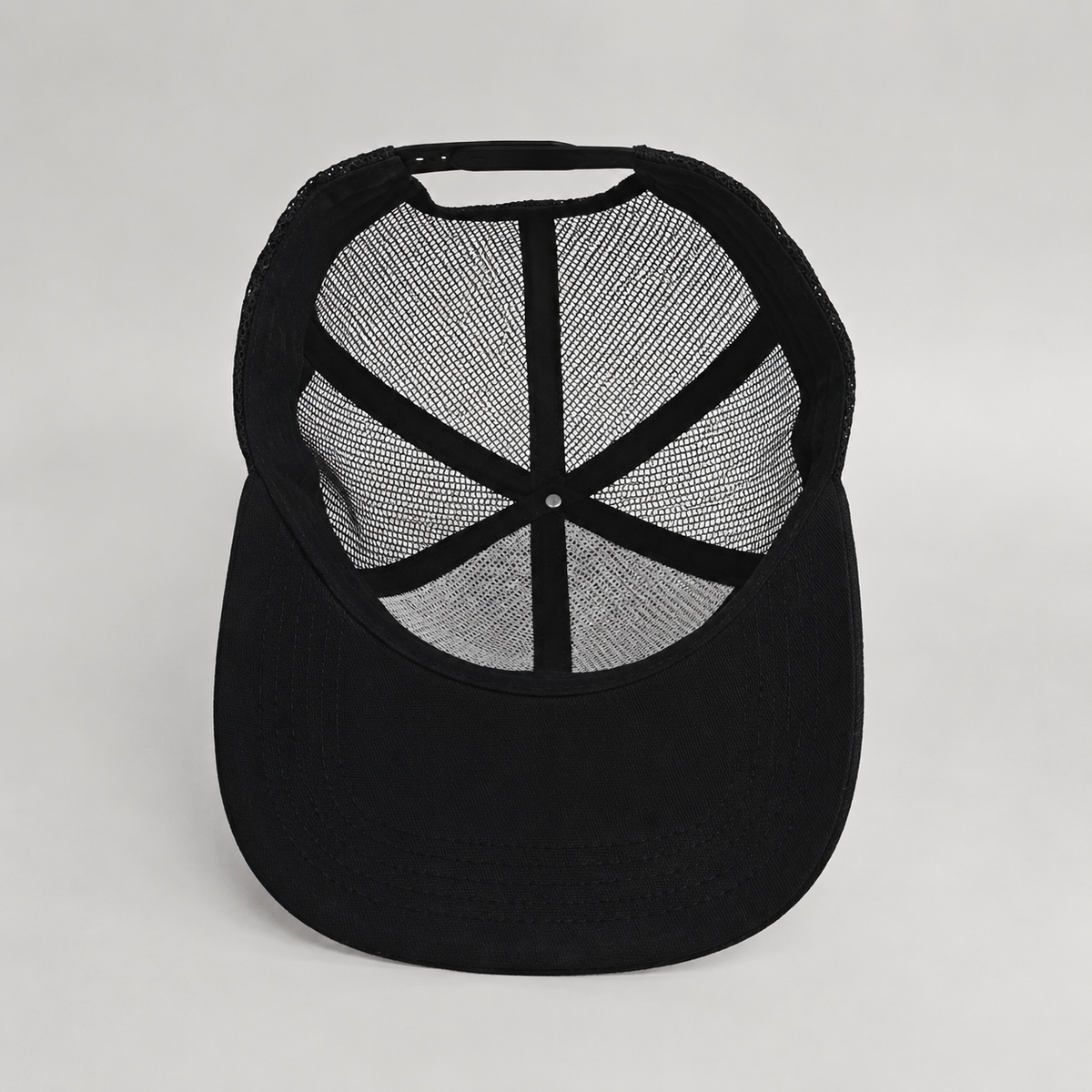 Black Avior Cap